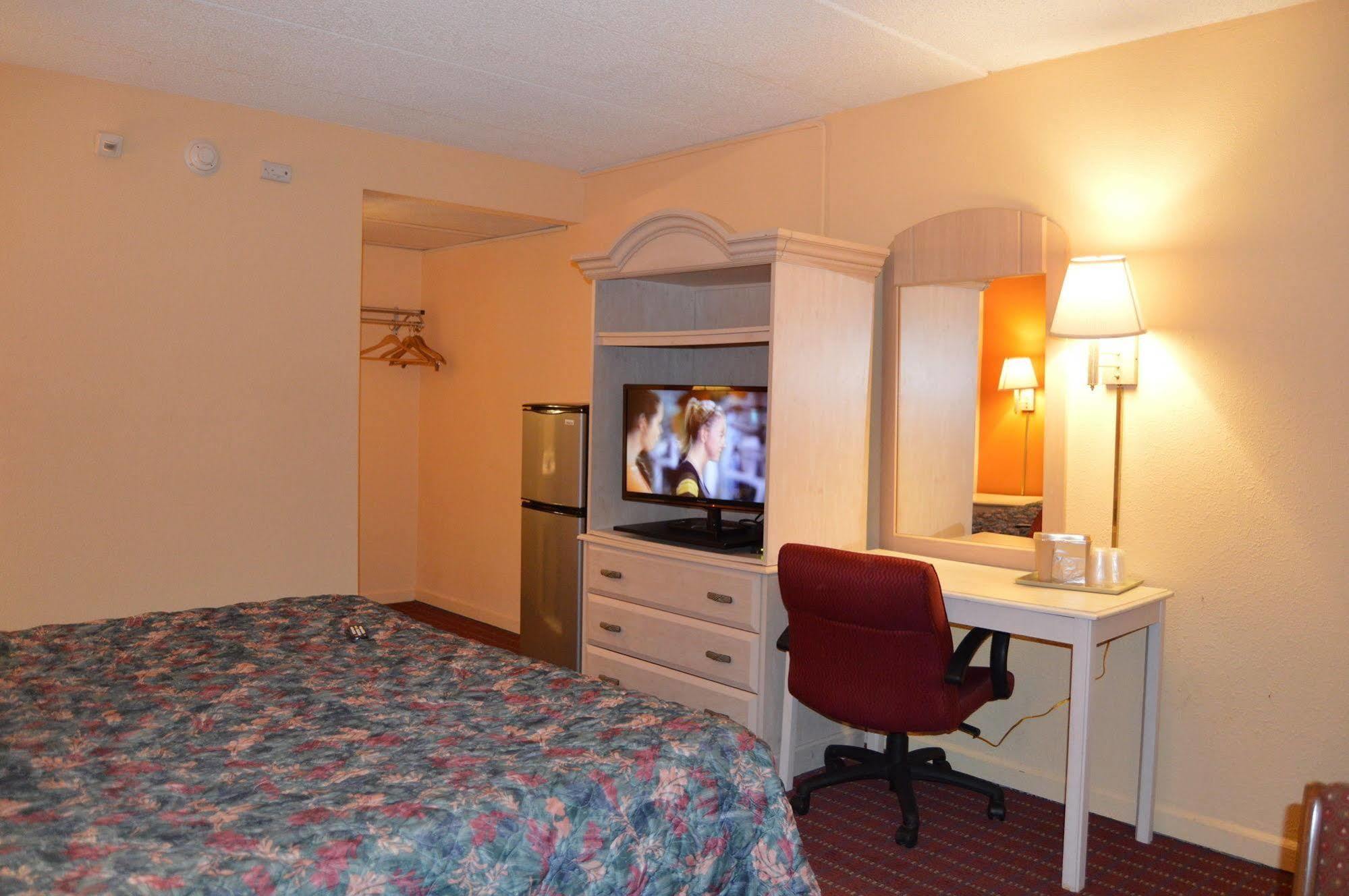 Travelers Inn South Brunswick Terrace Kültér fotó